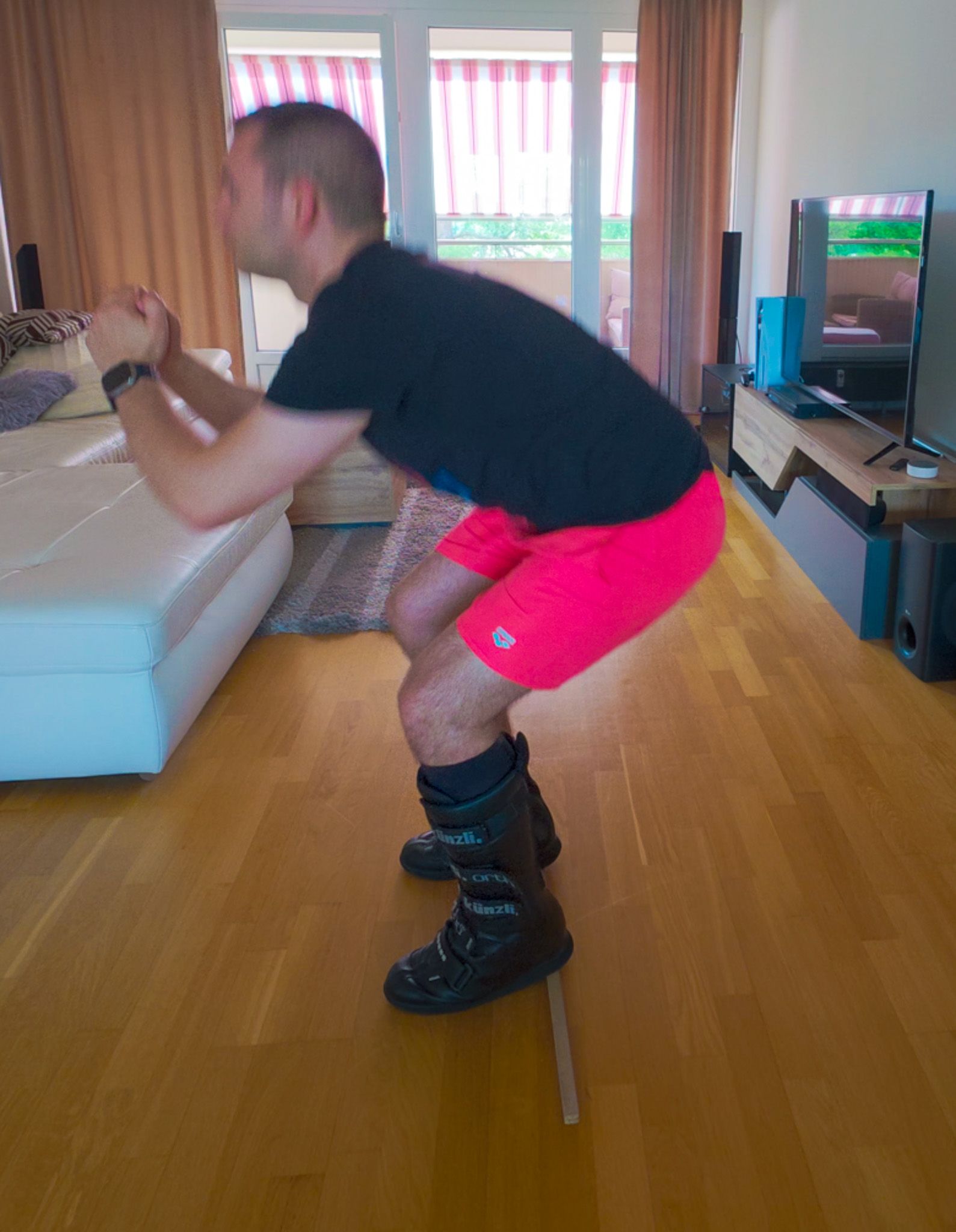 30062025_squats.jpg